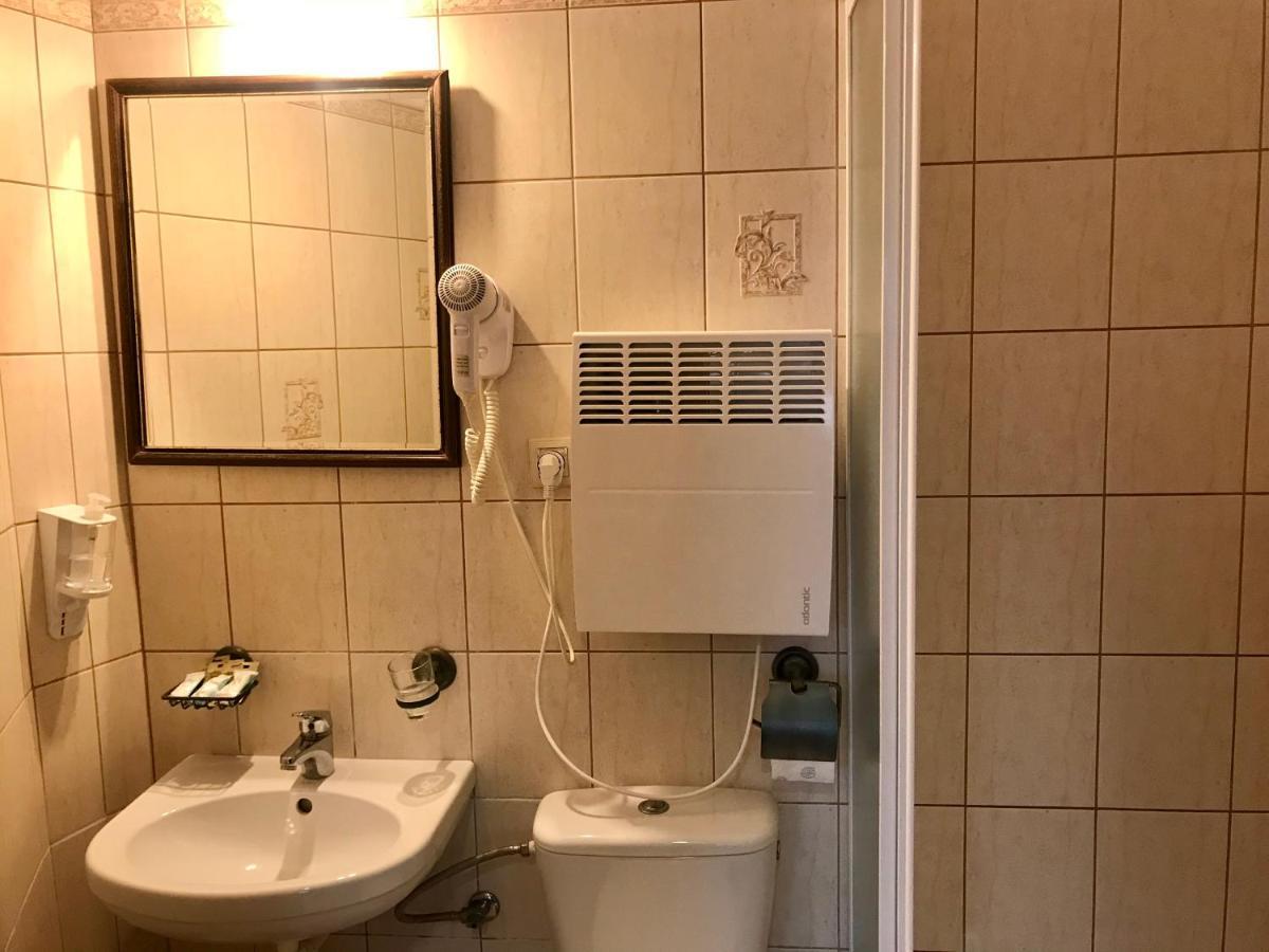 Dworek Biala Dama Nieborów Dış mekan fotoğraf