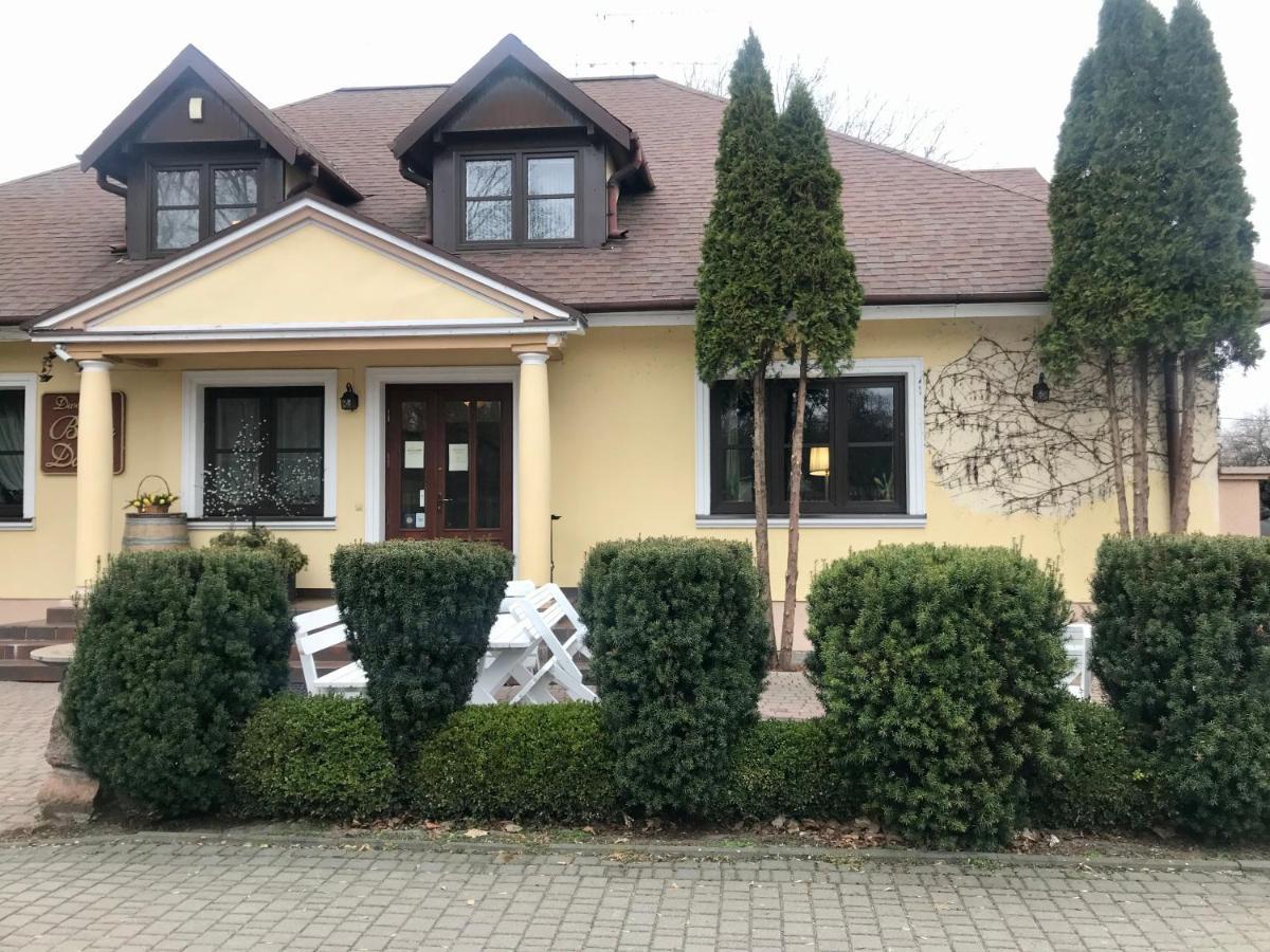 Dworek Biala Dama Nieborów Dış mekan fotoğraf